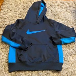 Nike boy sweater